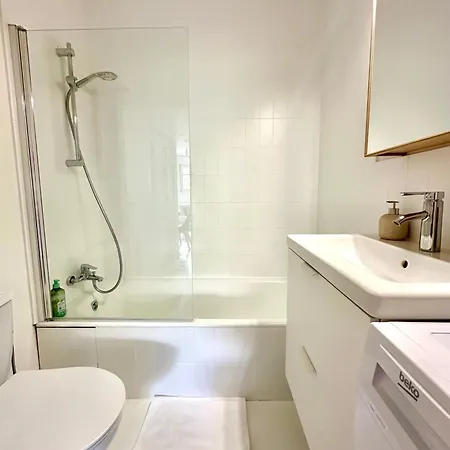 Superbe 4 Couchages Avec Terrasse - Clim - 50m De La Apartment