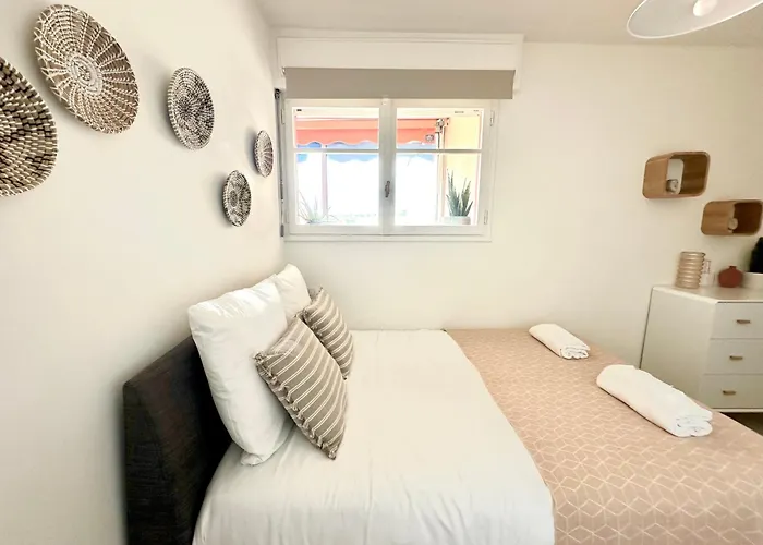 Superbe 4 Couchages Avec Terrasse - Clim - 50m De La *