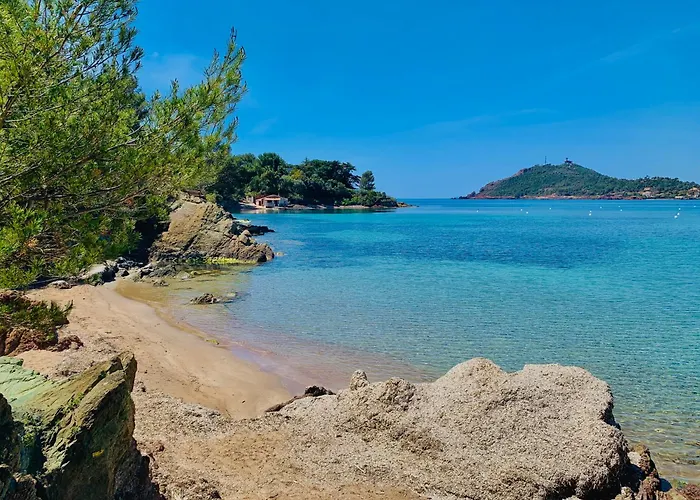 Superbe 4 Couchages Avec Terrasse - Clim - 50m De La * Saint-Raphaël