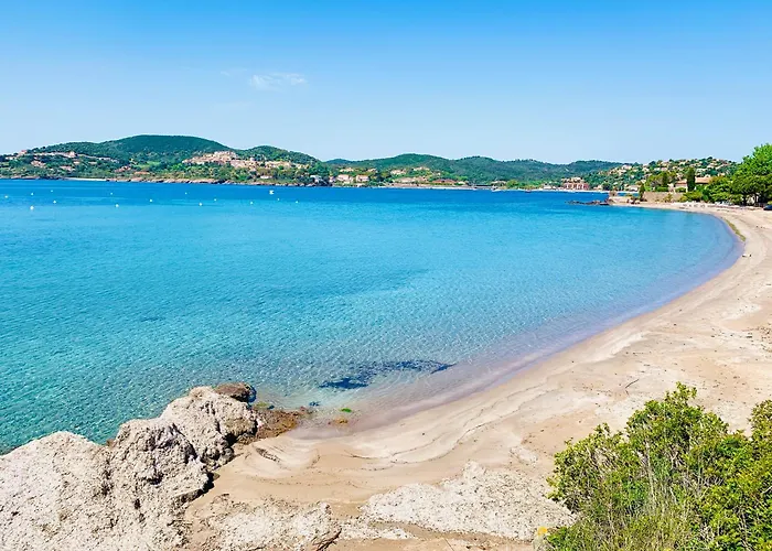 Superbe 4 Couchages Avec Terrasse - Clim - 50m De La 아파트 *